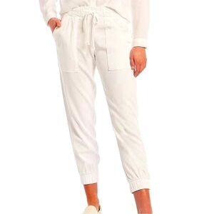 CLOTH & STONE Twill Pocket Coordinating Cropped Joggers White